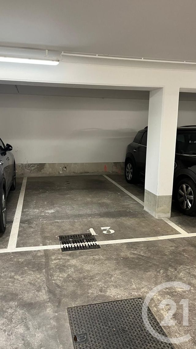 parking - LEVALLOIS PERRET - 92