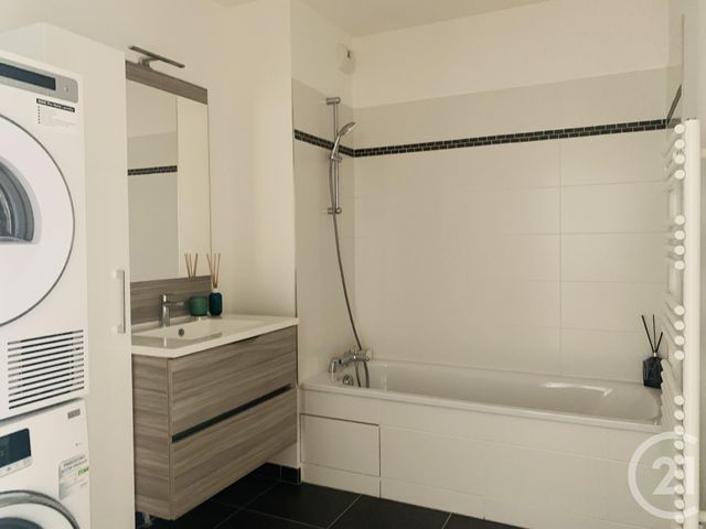 Appartement F3 &agrave; louer - 3 pi&egrave;ces - 76,46 m2 - Asnieres Sur Seine - 92 - ILE-DE-FRANCE