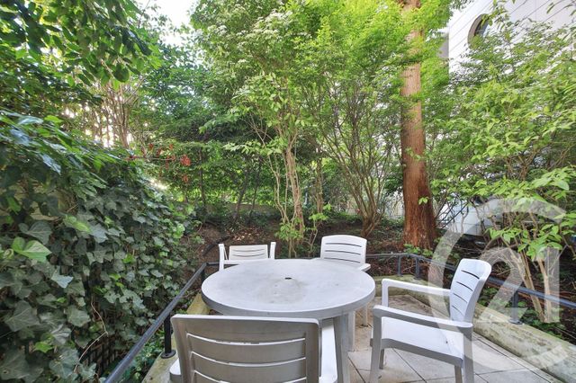 Appartement Studio &agrave; vendre - 1 pi&egrave;ce - 29,92 m2 - Courbevoie - 92 - ILE-DE-FRANCE