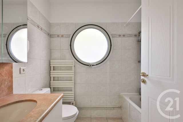 Appartement Studio &agrave; vendre - 1 pi&egrave;ce - 29,92 m2 - Courbevoie - 92 - ILE-DE-FRANCE