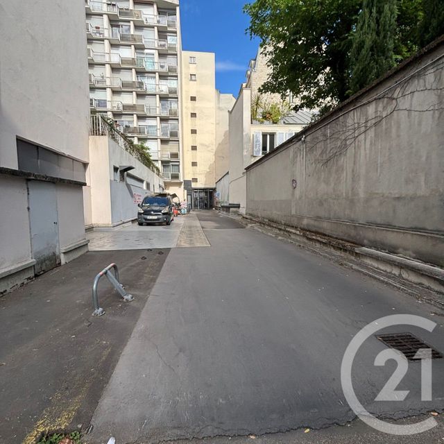 Parking &agrave; louer - 12,90 m2 - Paris - 75016 - ILE-DE-FRANCE