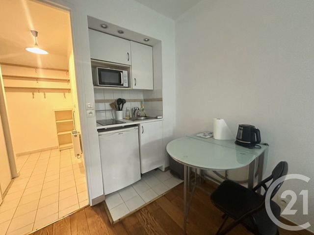 Appartement F1 &agrave; louer - 1 pi&egrave;ce - 19,03 m2 - Paris - 75016 - ILE-DE-FRANCE