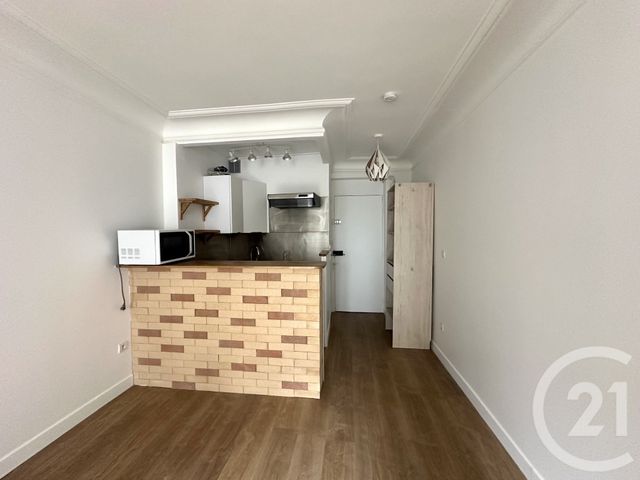 Appartement F1 &agrave; louer - 1 pi&egrave;ce - 23,75 m2 - Levallois Perret - 92 - ILE-DE-FRANCE