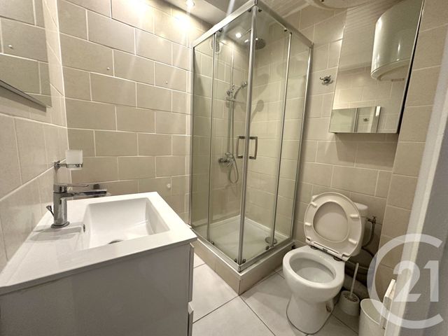Appartement F1 &agrave; louer - 1 pi&egrave;ce - 23,75 m2 - Levallois Perret - 92 - ILE-DE-FRANCE
