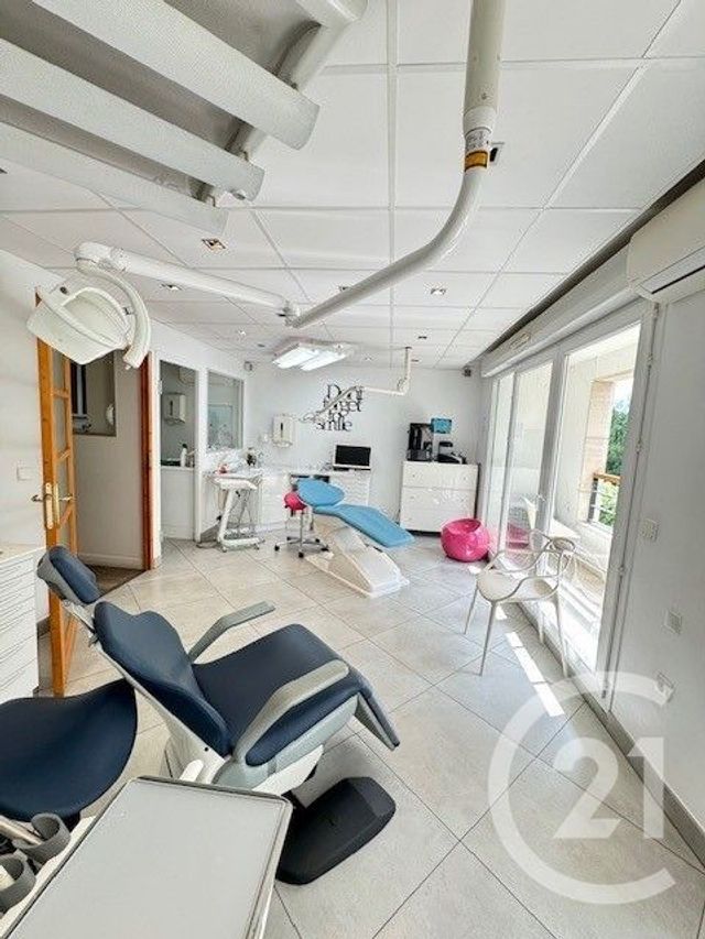 Appartement F3 &agrave; vendre - 3 pi&egrave;ces - 69,33 m2 - Courbevoie - 92 - ILE-DE-FRANCE