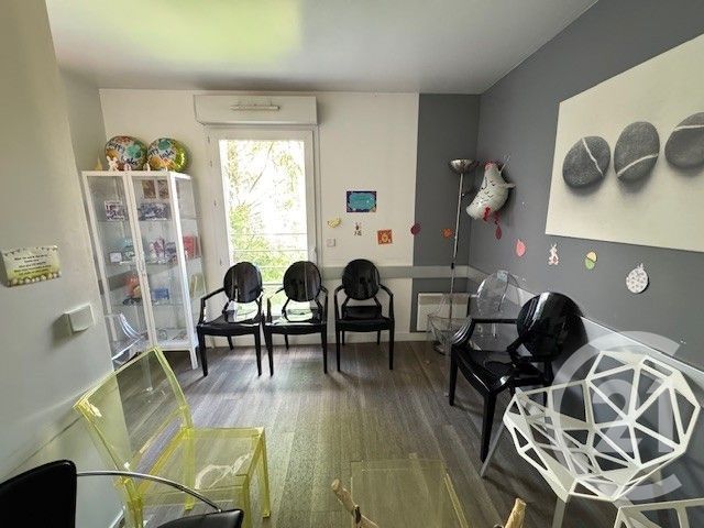 Appartement F3 &agrave; vendre - 3 pi&egrave;ces - 69,33 m2 - Courbevoie - 92 - ILE-DE-FRANCE