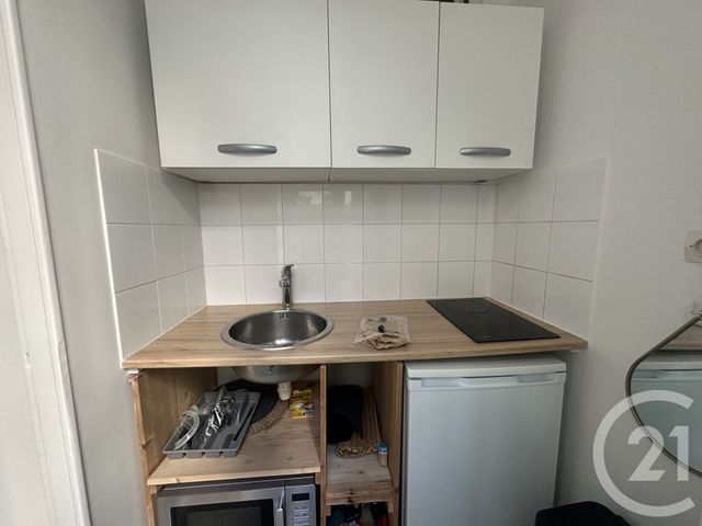 Appartement F1 &agrave; louer - 1 pi&egrave;ce - 13,10 m2 - Paris - 75016 - ILE-DE-FRANCE
