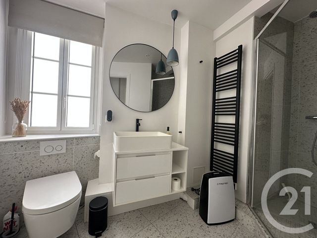 Appartement F2 &agrave; louer - 2 pi&egrave;ces - 44,32 m2 - Paris - 75016 - ILE-DE-FRANCE