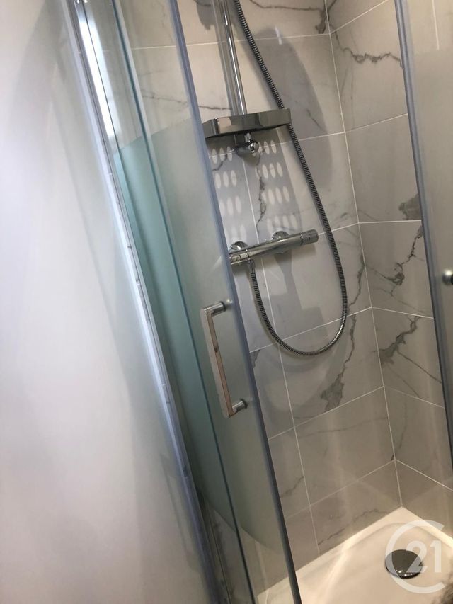 Appartement F2 &agrave; louer - 2 pi&egrave;ces - 29,38 m2 - Paris - 75116 - ILE-DE-FRANCE