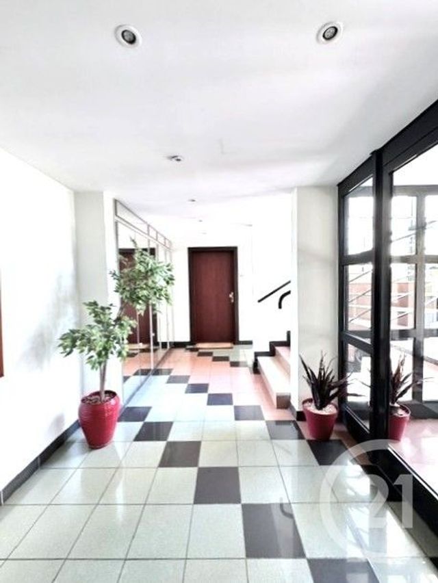 Appartement F3 &agrave; vendre - 3 pi&egrave;ces - 53,82 m2 - Courbevoie - 92 - ILE-DE-FRANCE
