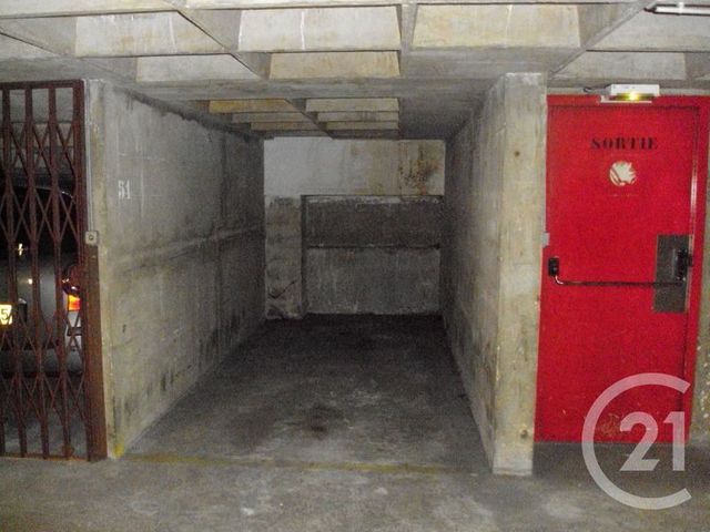 Parking &agrave; louer - 8 m2 - Paris - 75016 - ILE-DE-FRANCE