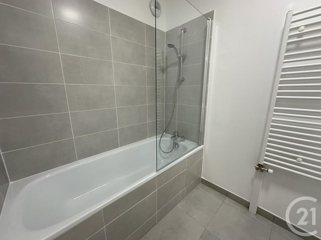 Appartement F3 &agrave; louer - 3 pi&egrave;ces - 65,21 m2 - Aubervilliers - 93 - ILE-DE-FRANCE
