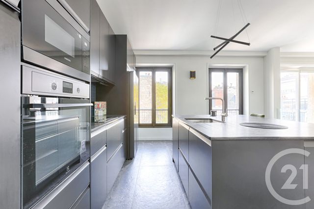 Appartement Duplex &agrave; louer - 4 pi&egrave;ces - 142,25 m2 - Paris - 75016 - ILE-DE-FRANCE