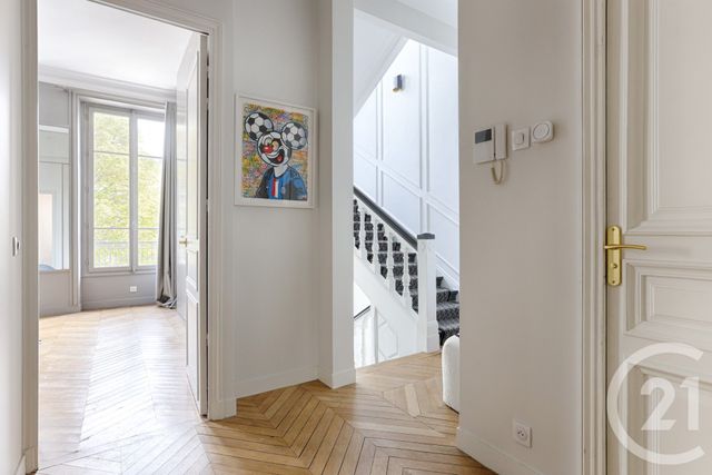 Appartement Duplex &agrave; louer - 4 pi&egrave;ces - 142,25 m2 - Paris - 75016 - ILE-DE-FRANCE