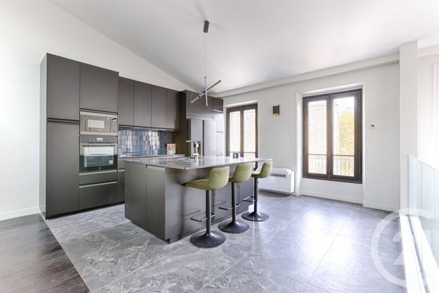 Appartement Duplex &agrave; louer - 4 pi&egrave;ces - 142,25 m2 - Paris - 75016 - ILE-DE-FRANCE