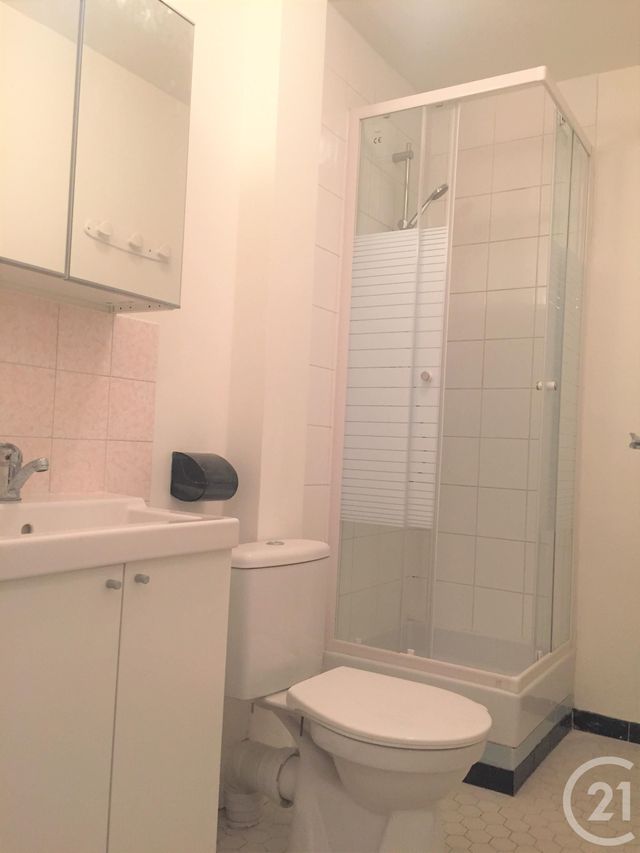 Appartement F1 &agrave; louer - 1 pi&egrave;ce - 19,74 m2 - Paris - 75016 - ILE-DE-FRANCE