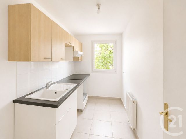 Appartement F2 &agrave; louer - 2 pi&egrave;ces - 44,79 m2 - Courbevoie - 92 - ILE-DE-FRANCE