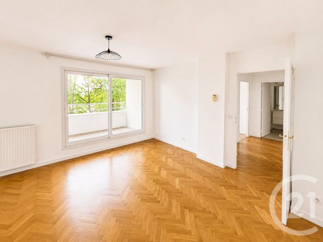 Appartement F2 à louer COURBEVOIE