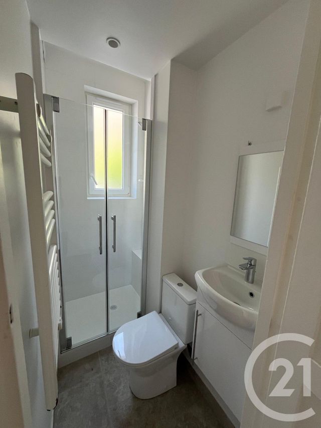 Appartement F2 &agrave; louer - 2 pi&egrave;ces - 33,01 m2 - Paris - 75015 - ILE-DE-FRANCE