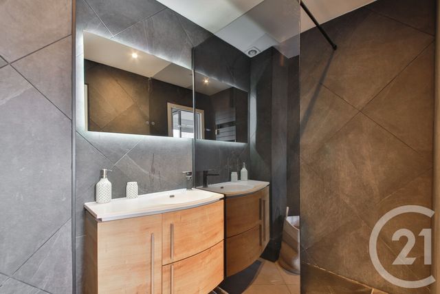 Appartement F2 &agrave; louer - 2 pi&egrave;ces - 37,40 m2 - Paris - 75016 - ILE-DE-FRANCE