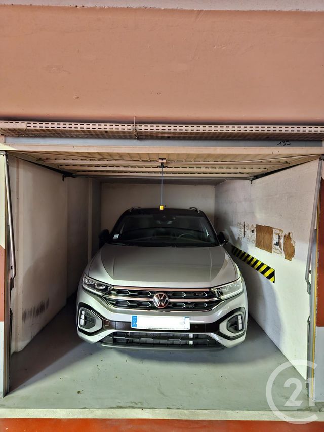 Parking à louer PARIS