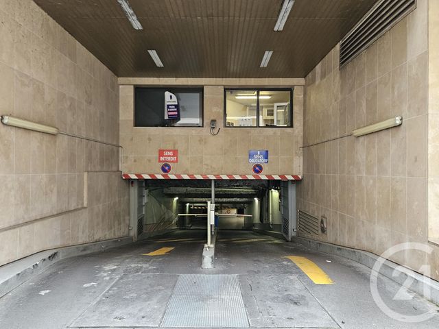 Parking &agrave; louer - 11,63 m2 - Paris - 75016 - ILE-DE-FRANCE