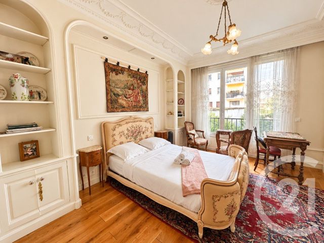 Appartement F2 &agrave; louer - 2 pi&egrave;ces - 75,94 m2 - Neuilly Sur Seine - 92 - ILE-DE-FRANCE