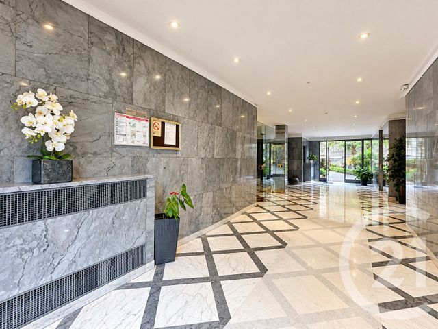 Appartement F2 &agrave; louer - 2 pi&egrave;ces - 75,94 m2 - Neuilly Sur Seine - 92 - ILE-DE-FRANCE