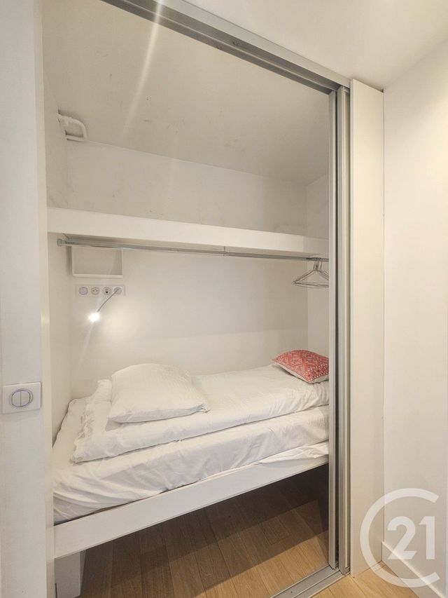 Appartement F2 &agrave; louer - 2 pi&egrave;ces - 54,70 m2 - Paris - 75016 - ILE-DE-FRANCE