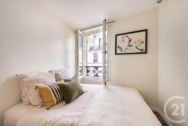 Appartement Duplex &agrave; vendre - 3 pi&egrave;ces - 77,12 m2 - Paris - 75009 - ILE-DE-FRANCE