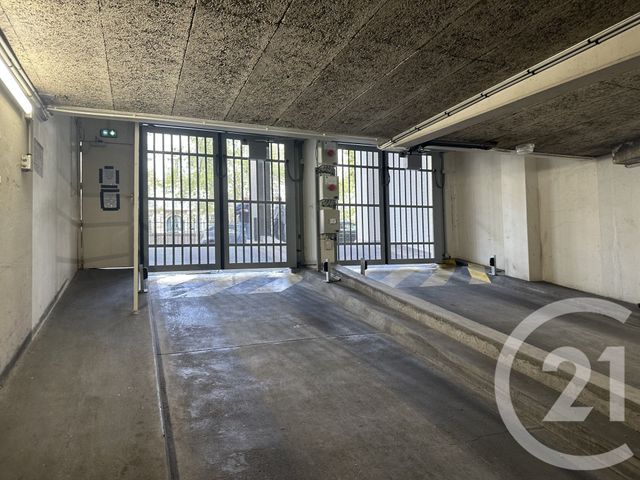 Parking &agrave; louer - 12,17 m2 - Paris - 75016 - ILE-DE-FRANCE