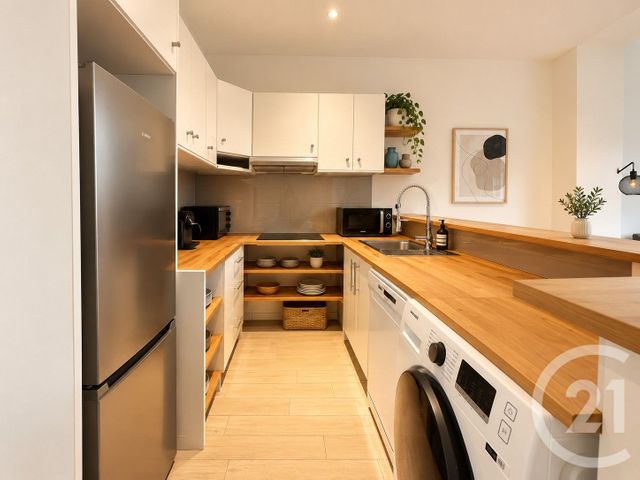 Appartement F4 &agrave; louer - 4 pi&egrave;ces - 83,90 m2 - Paris - 75016 - ILE-DE-FRANCE