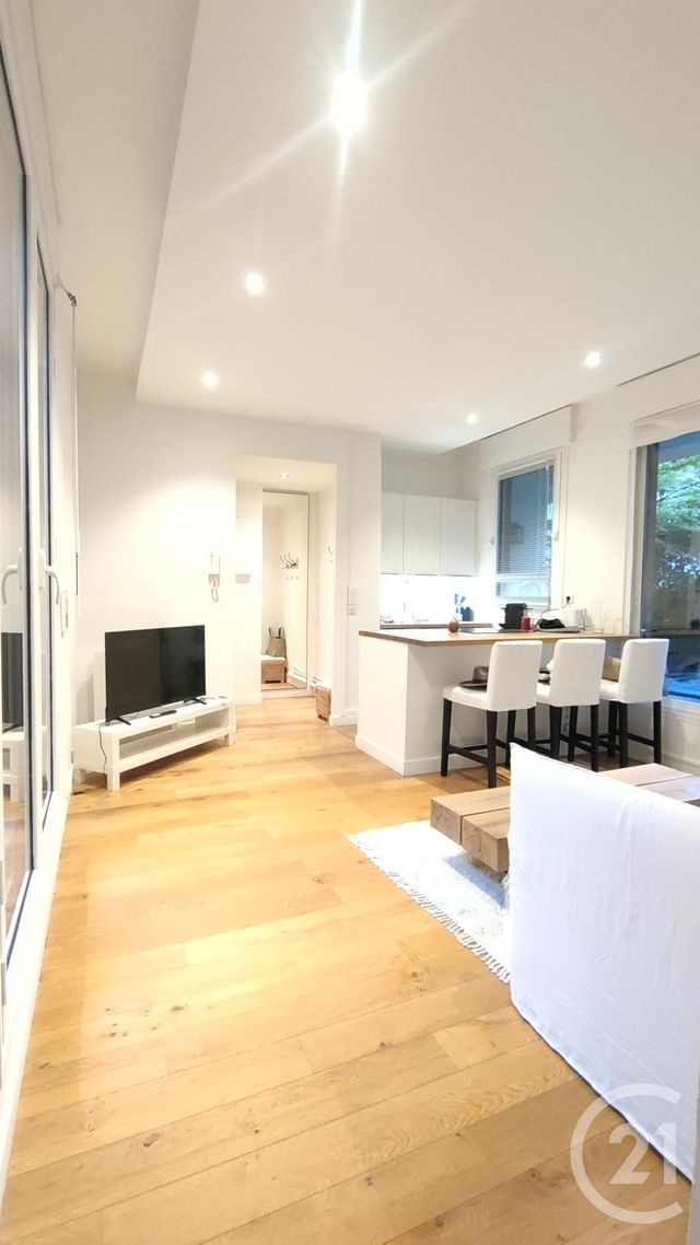 Appartement F2 &agrave; louer - 2 pi&egrave;ces - 39,06 m2 - Paris - 75016 - ILE-DE-FRANCE