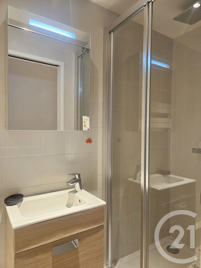 Appartement F3 &agrave; louer - 3 pi&egrave;ces - 87,19 m2 - Paris - 75016 - ILE-DE-FRANCE