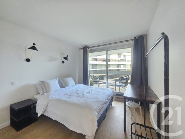 Appartement F3 &agrave; louer - 3 pi&egrave;ces - 87,19 m2 - Paris - 75016 - ILE-DE-FRANCE