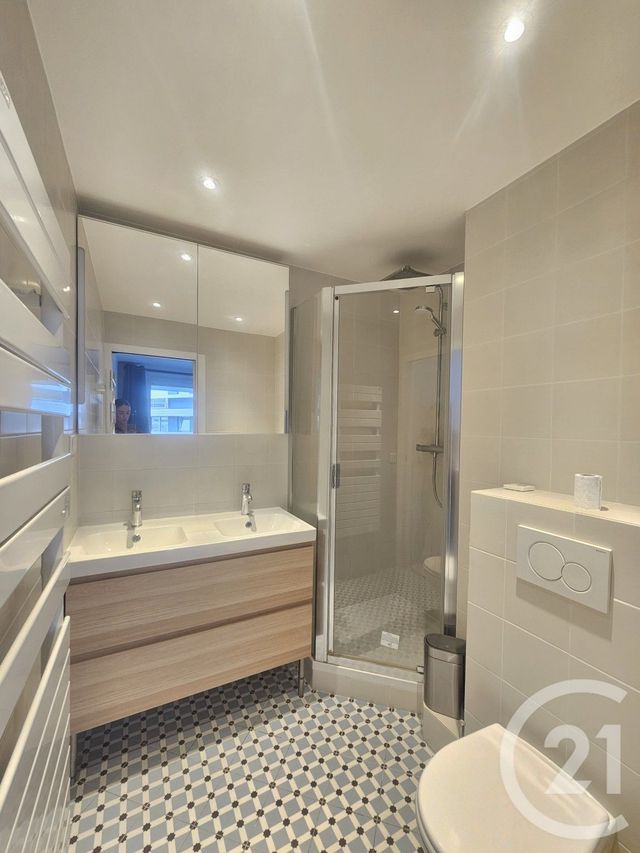 Appartement F3 &agrave; louer - 3 pi&egrave;ces - 87,19 m2 - Paris - 75016 - ILE-DE-FRANCE