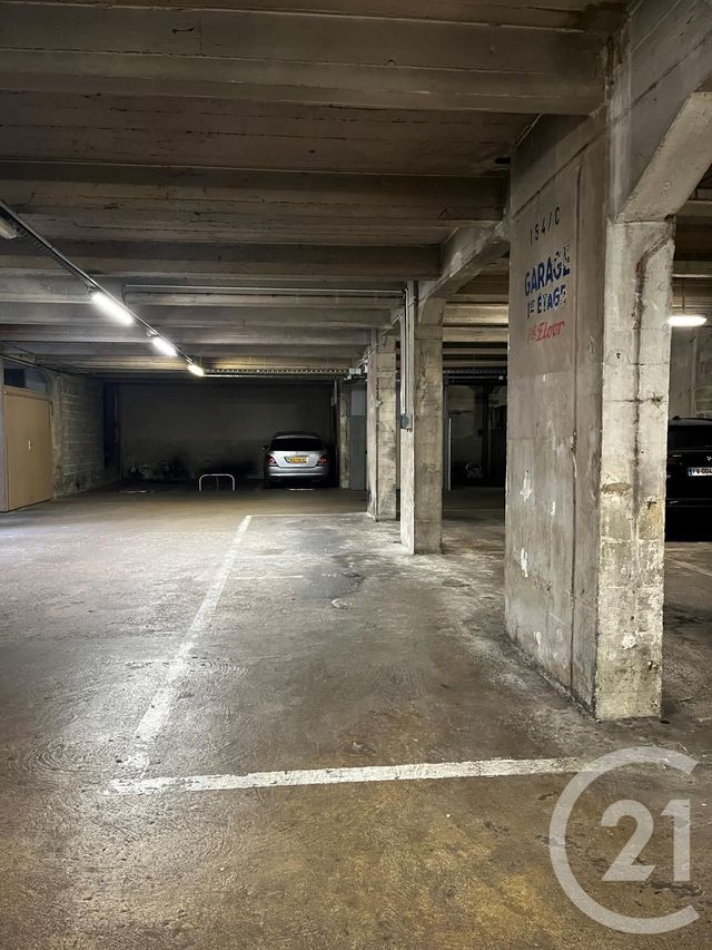 Parking à louer - 12,82 m2 - Paris - 75016 - ILE-DE-FRANCE