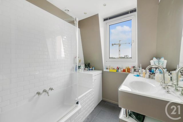 Appartement F4 à vendre - 4 pièces - 65,20 m2 - Neuilly Sur Seine - 92 - ILE-DE-FRANCE