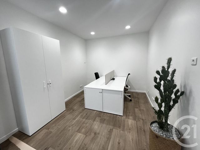 Appartement Local &agrave; louer - 3 pi&egrave;ces - 60,11 m2 - Paris - 75016 - ILE-DE-FRANCE