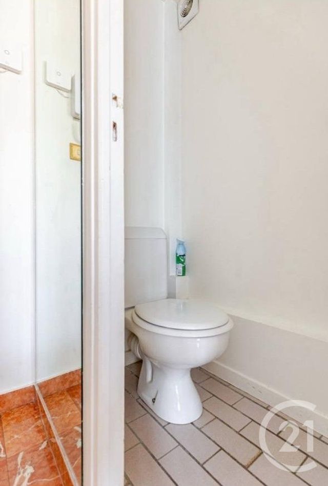 Appartement Duplex à louer - 2 pièces - 44,06 m2 - Paris - 75008 - ILE-DE-FRANCE