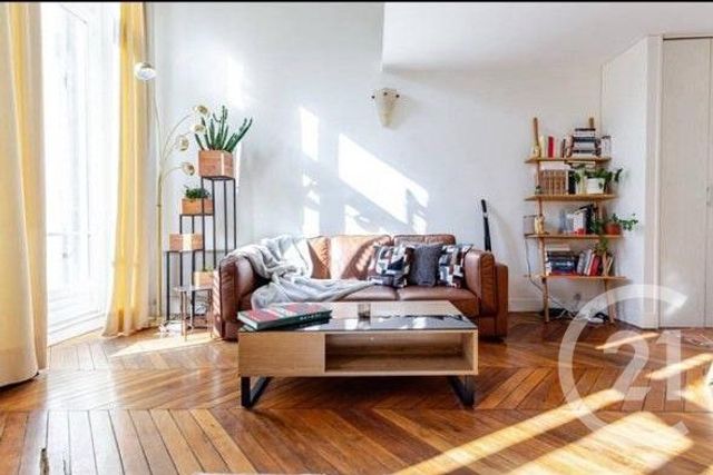 Appartement Duplex à louer - 2 pièces - 44,06 m2 - Paris - 75008 - ILE-DE-FRANCE