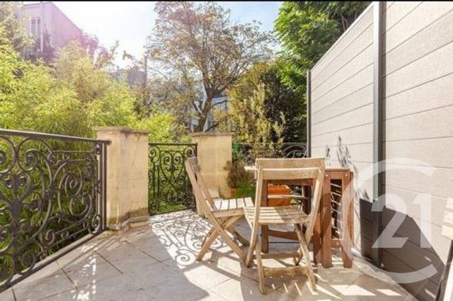 Appartement Duplex à louer - 2 pièces - 44,06 m2 - Paris - 75008 - ILE-DE-FRANCE