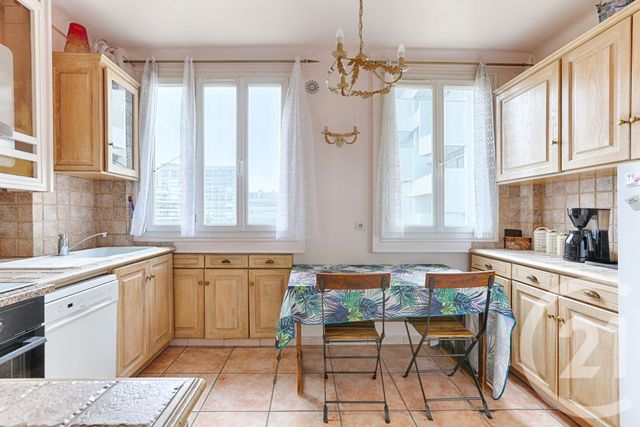 Appartement F7 &agrave; vendre - 7 pi&egrave;ces - 154,37 m2 - Paris - 75015 - ILE-DE-FRANCE