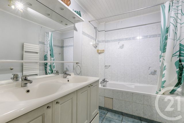 Appartement F7 à vendre - 7 pièces - 154,37 m2 - Paris - 75015 - ILE-DE-FRANCE