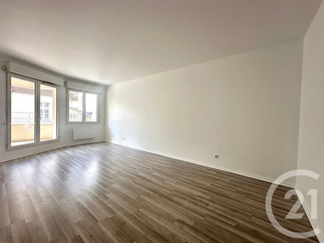 Appartement F2 à louer - 2 pièces - 45,25 m2 - Paris - 75013 - ILE-DE-FRANCE