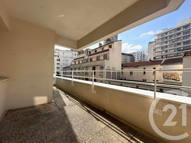 Appartement F2 à louer - 2 pièces - 45,25 m2 - Paris - 75013 - ILE-DE-FRANCE