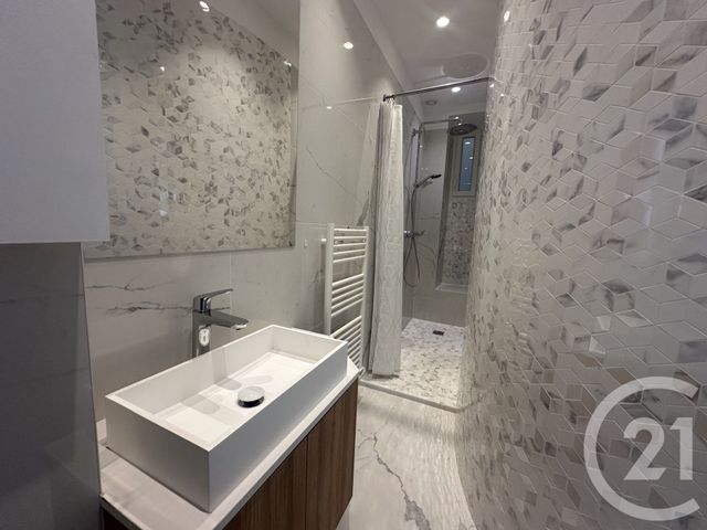 Appartement F3 à louer - 3 pièces - 65,24 m2 - Paris - 75016 - ILE-DE-FRANCE