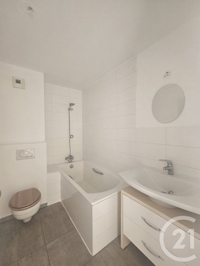 Appartement F3 à louer - 3 pièces - 65,26 m2 - Paris - 75015 - ILE-DE-FRANCE