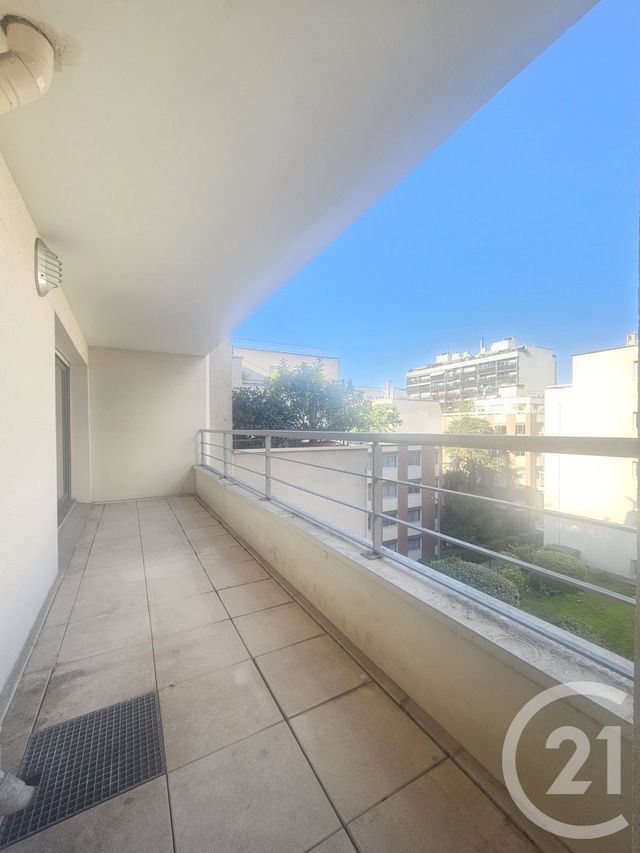 Appartement F3 à louer - 3 pièces - 65,26 m2 - Paris - 75015 - ILE-DE-FRANCE