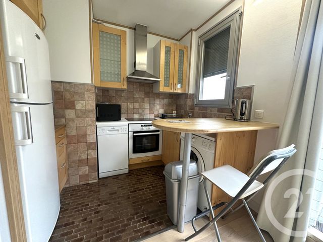 Appartement Studio à louer - 1 pièce - 32,90 m2 - Paris - 75116 - ILE-DE-FRANCE